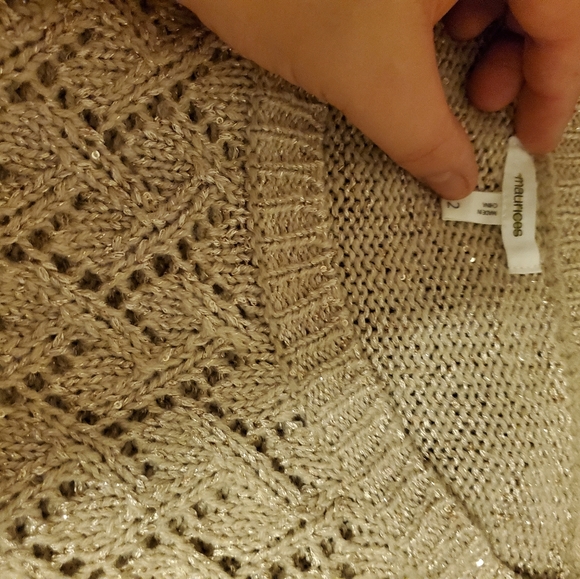 Sparkly Sweater - Picture 2 of 4